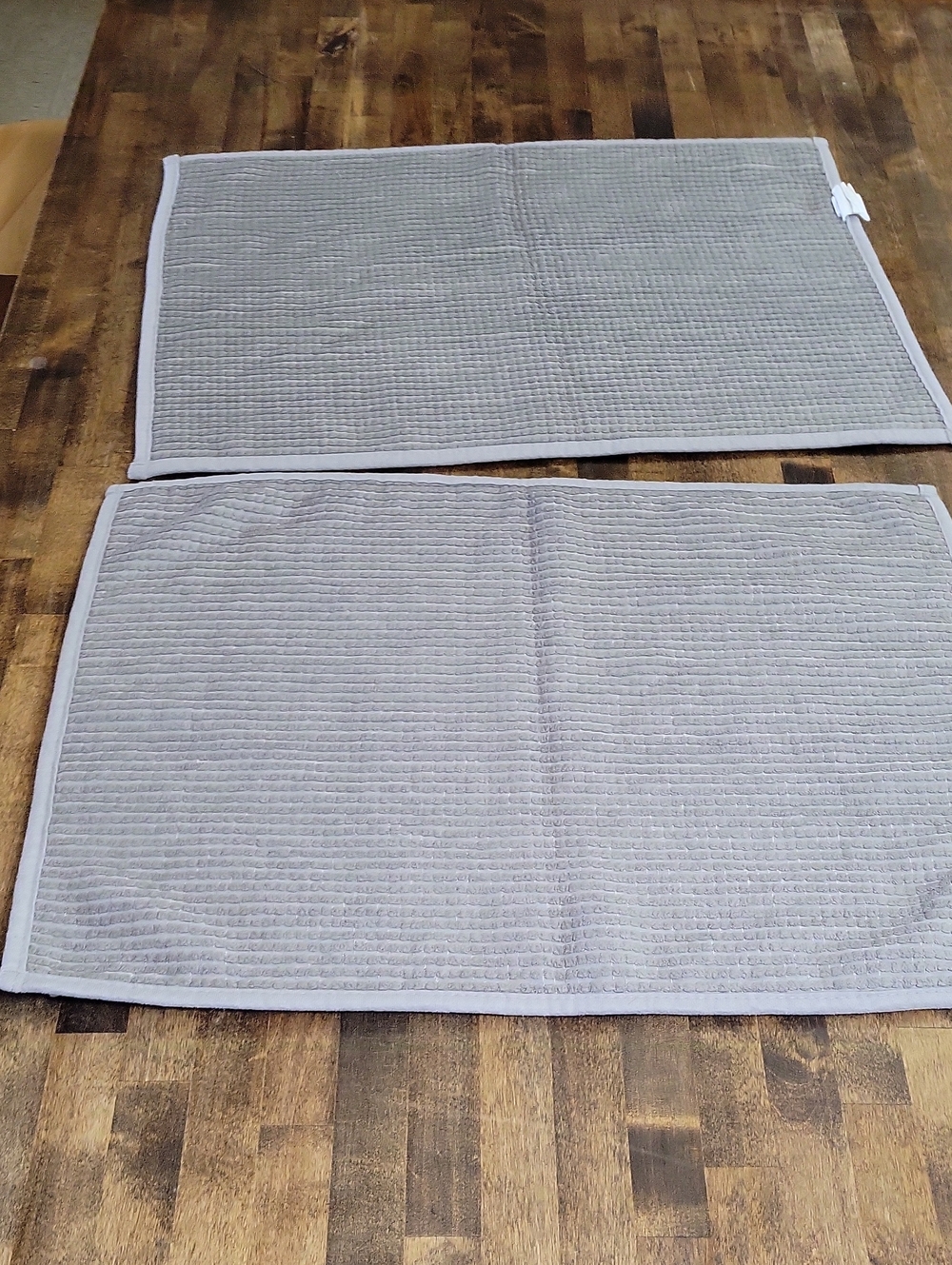 Room Essentials Light Gray Bath Rug Duo - Picture 5 of 10